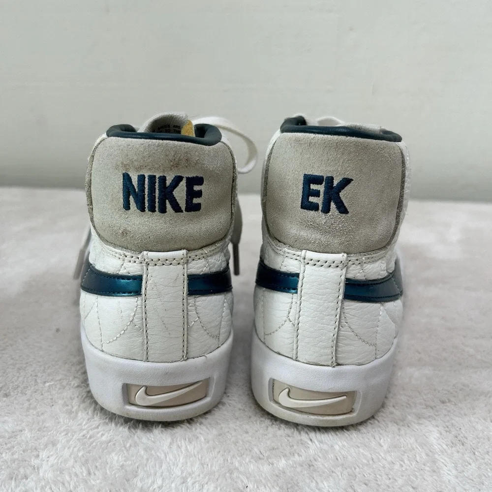 Nike SB Blazer Mid Eric Koston White/Nightshade Size 4 & GS Pink Guava Size 4Y